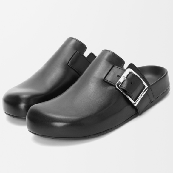 LOEWE - Men's Ease Buckle Mule in Black Cakskin SS2025 - MSRP $1100… - Picture 3 of 4